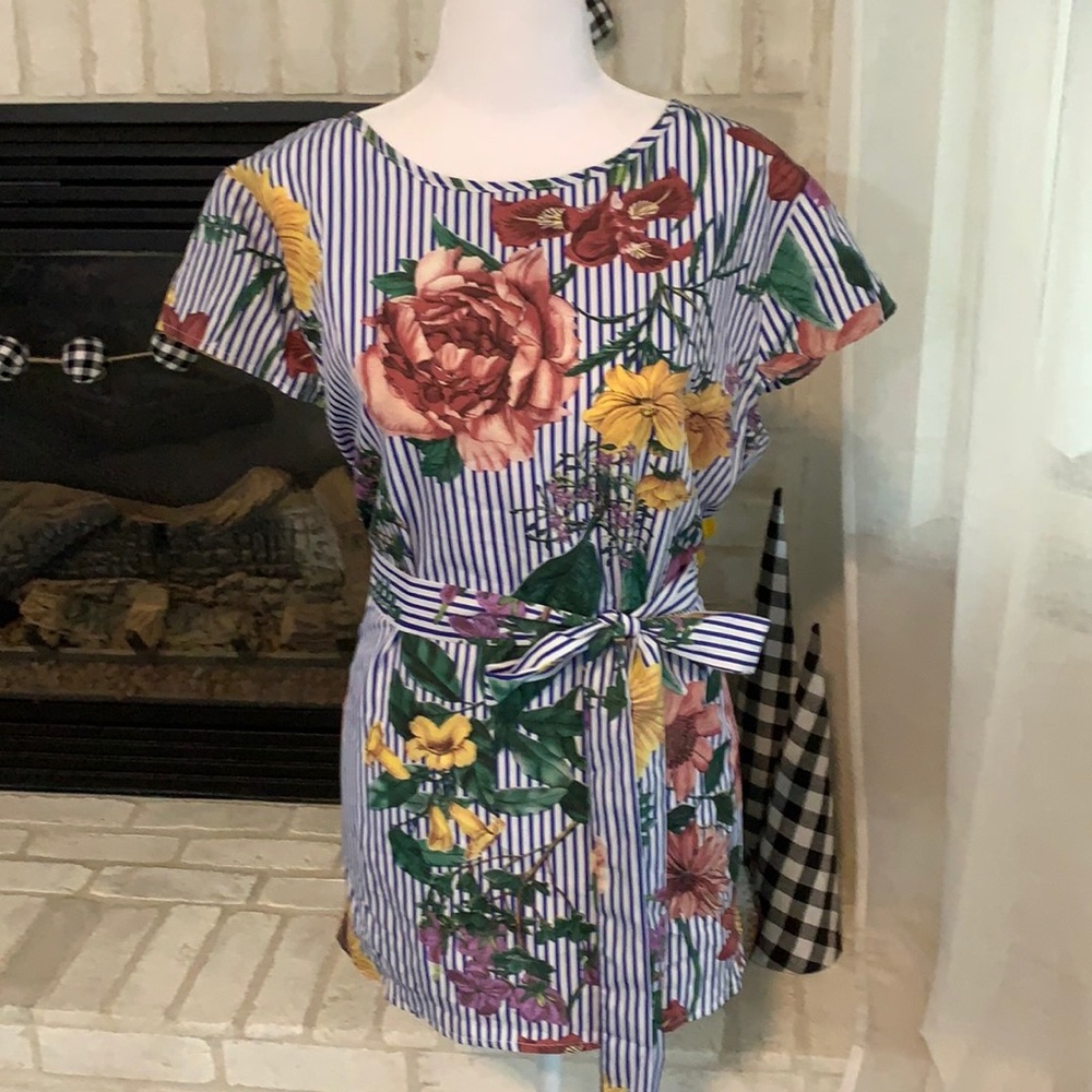 1XL SHEIN floral waist tie blouse never worn